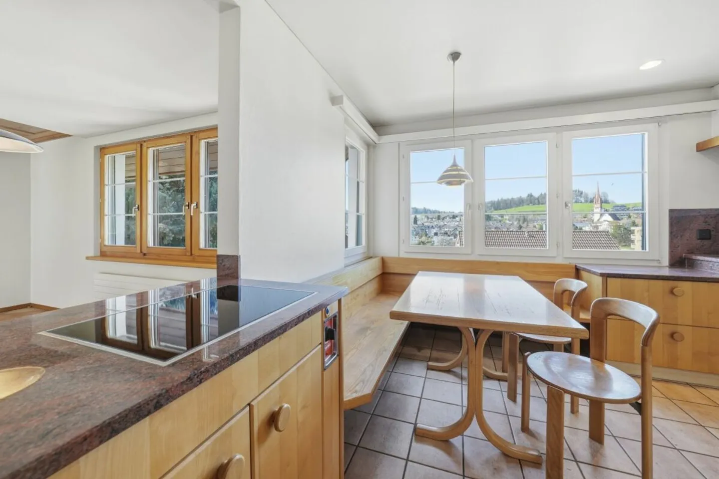 Paradise familial indépendant avec appartement, vue dégagée et offre d'espace polyvalent - Photo 11 sur 13