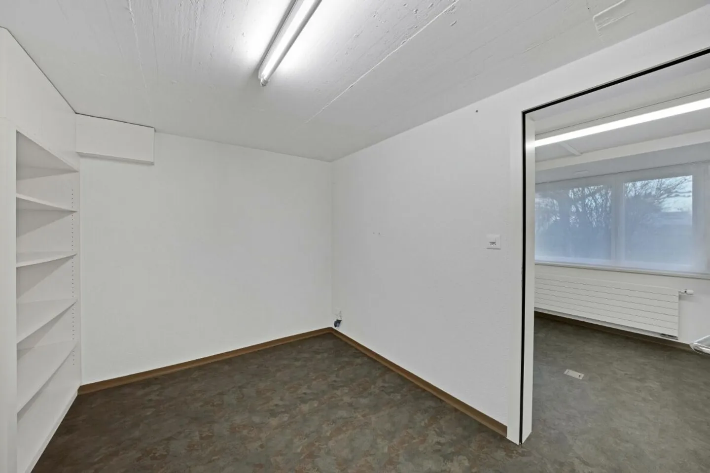 Büro- / Praxisräumlichkeiten - Foto 9 von 10