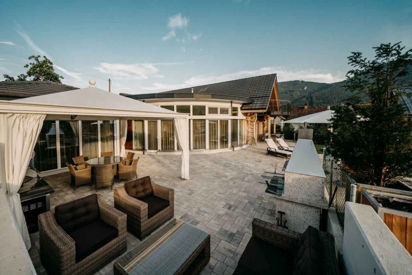 Quality of Life for You and Your Horses at the Foot of the Jura - Photo 4 of 6