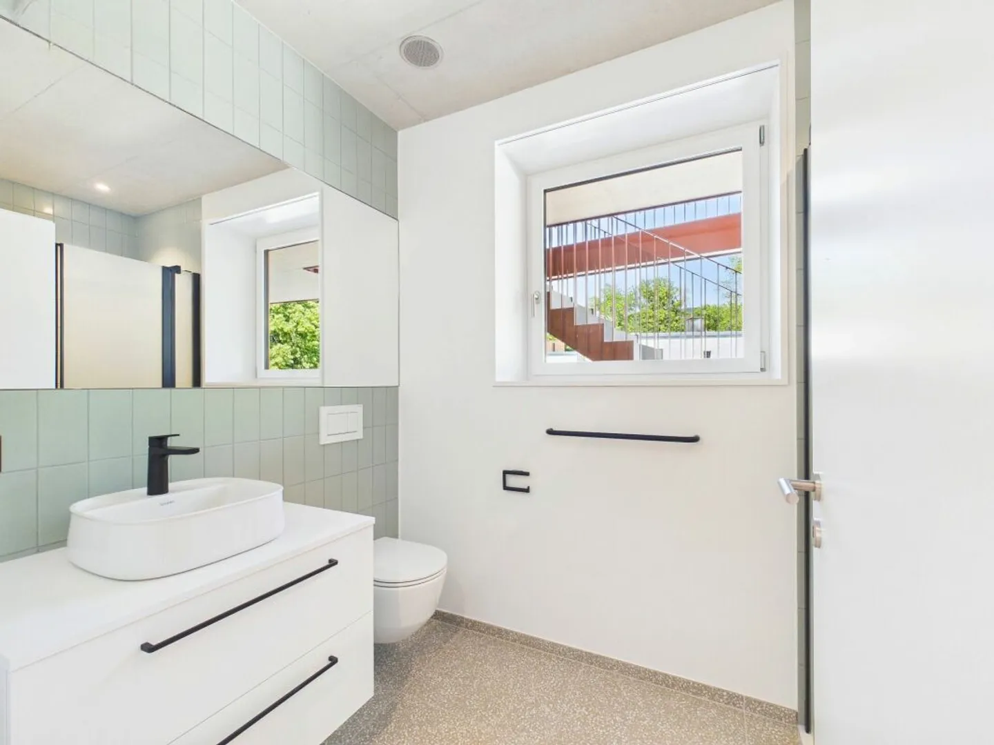 Moderne 4.5-Zimmer-Wohnung mit Weitsicht über Aarau - Foto 10 von 13