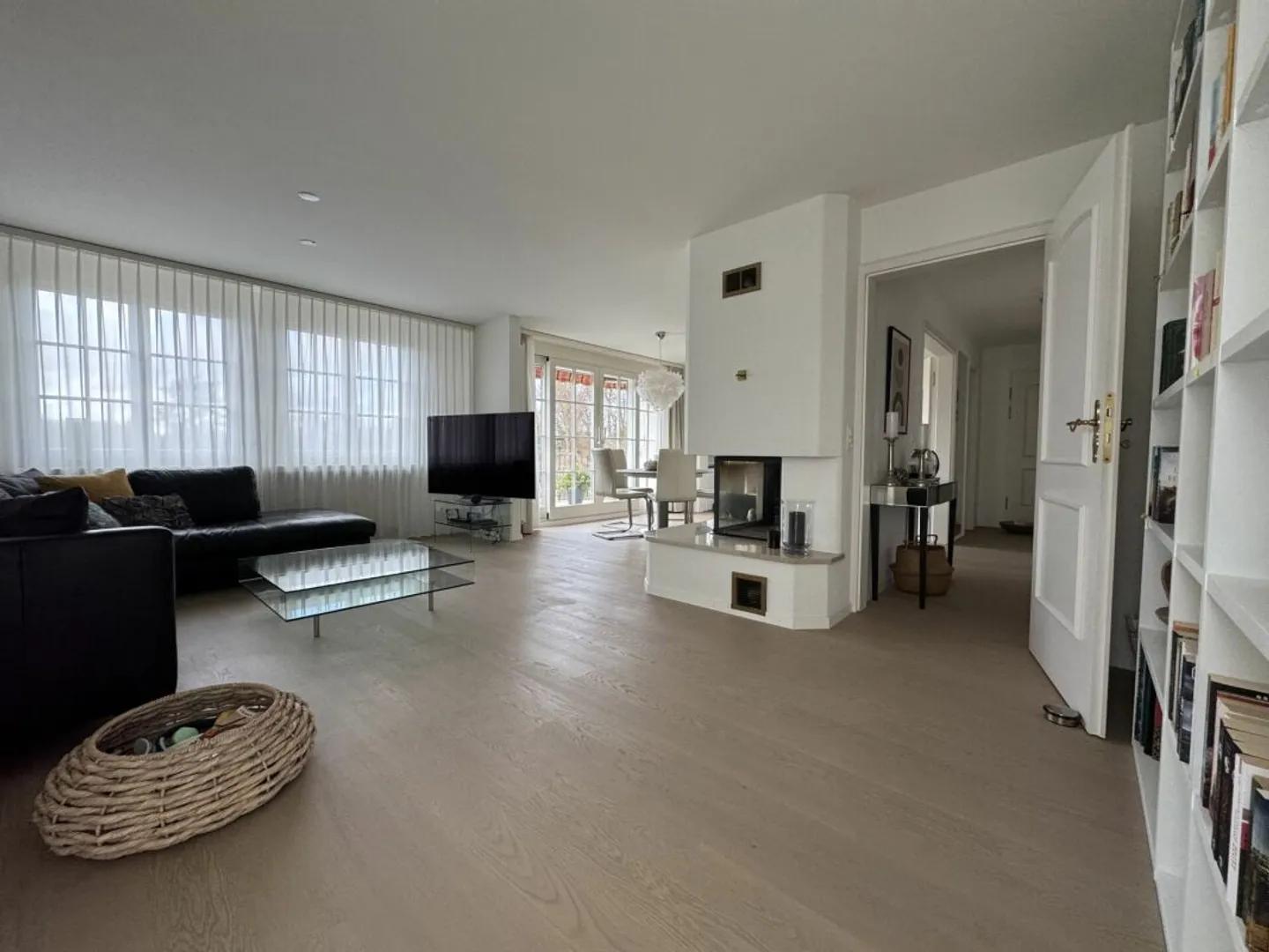 Appartamento di 3.5 locali in una zona residenziale privilegiata a Riehen - Foto 1 di 10