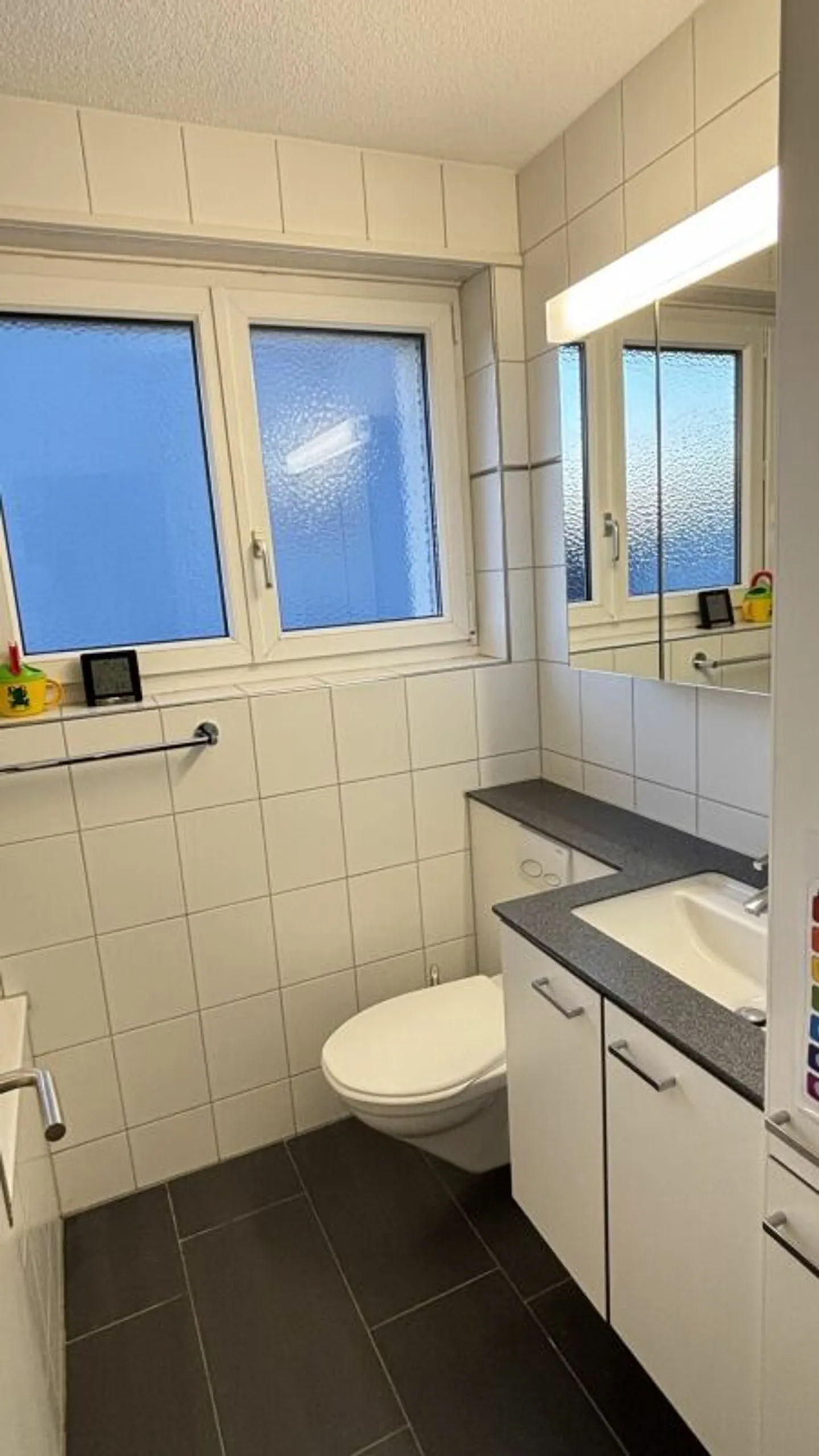 Furnished 5-room apartment (approx. 102 m²) near the lake - all-inclusive living in Feldmeilen - Photo 10 of 13