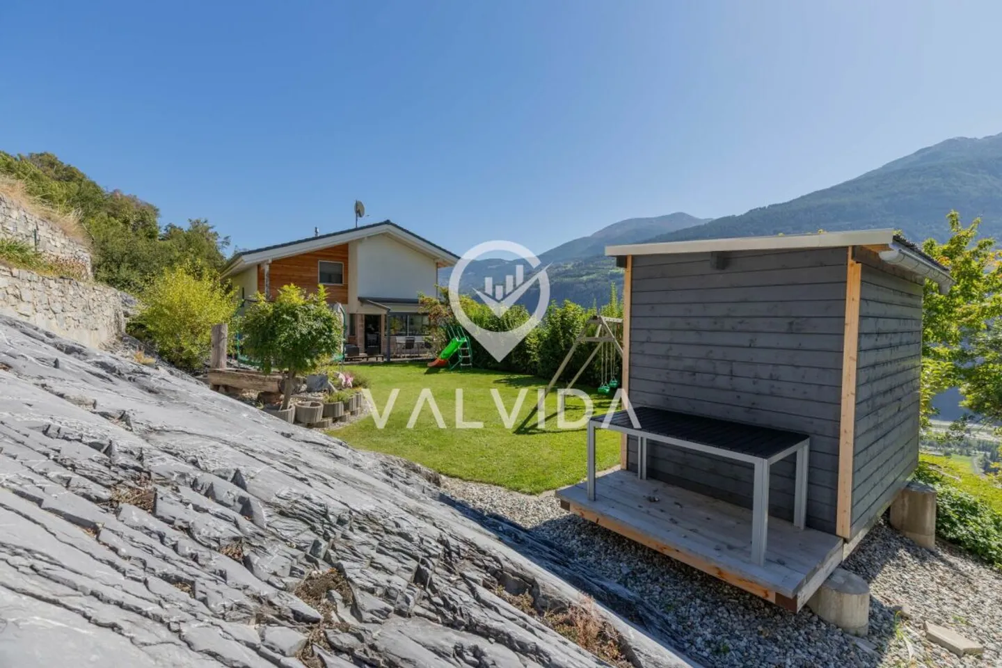 Einfamilienhaus mit Weitsicht auf das Rhonetal - Foto 8 von 13