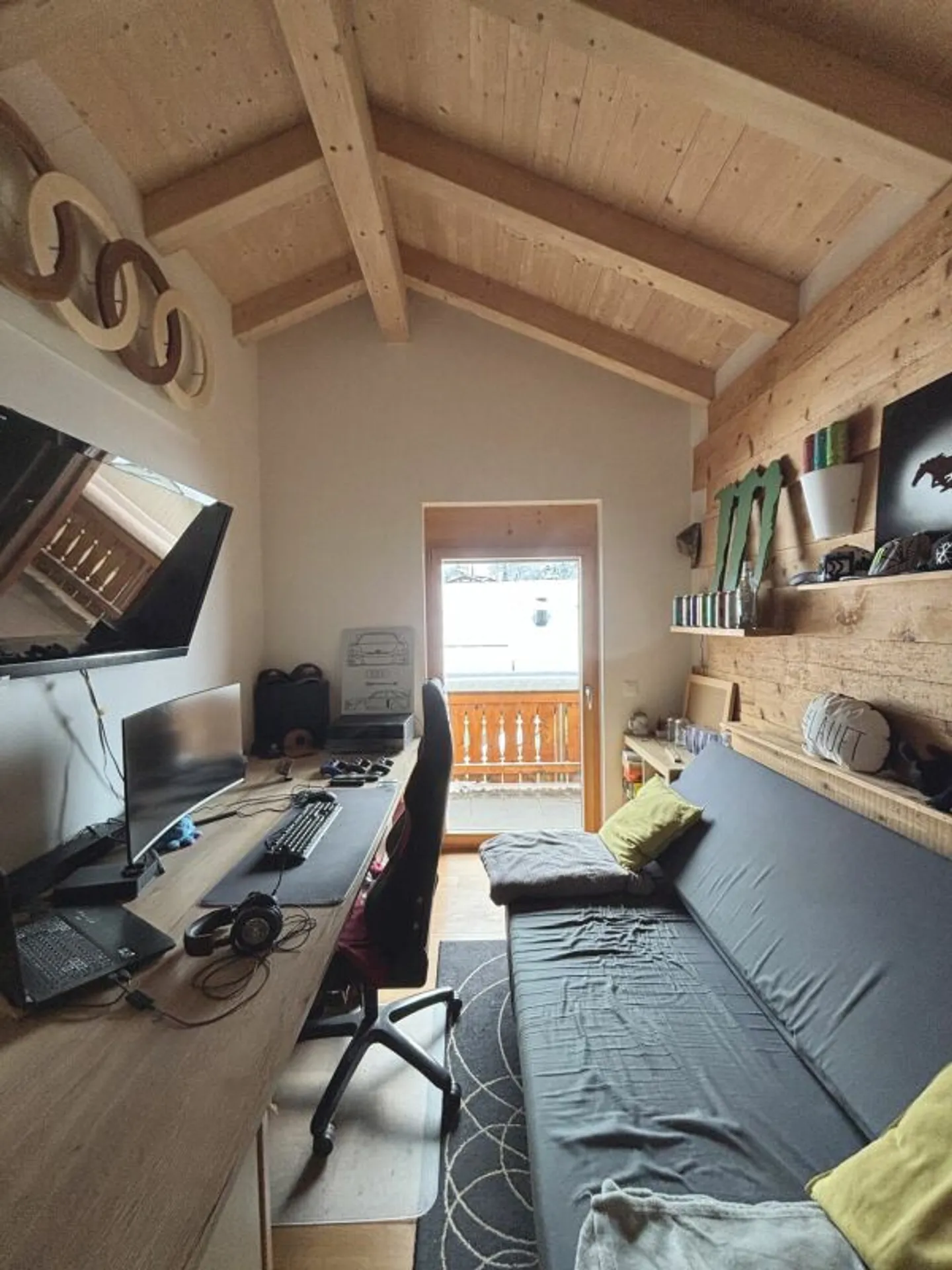 Charmante Chaletwohnung mit Aussicht - Foto 7 von 13