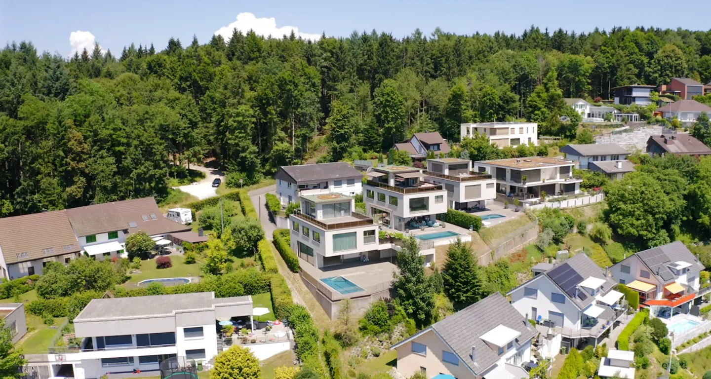 Exclusive Villa - A Property of the Highest Class - Photo 4 of 13