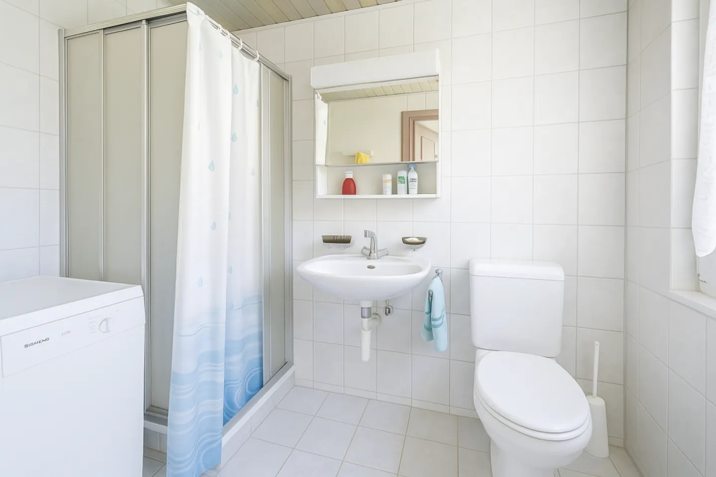 Charming rented semi-detached house in a central location in Ganterschwil - Photo 8 of 10