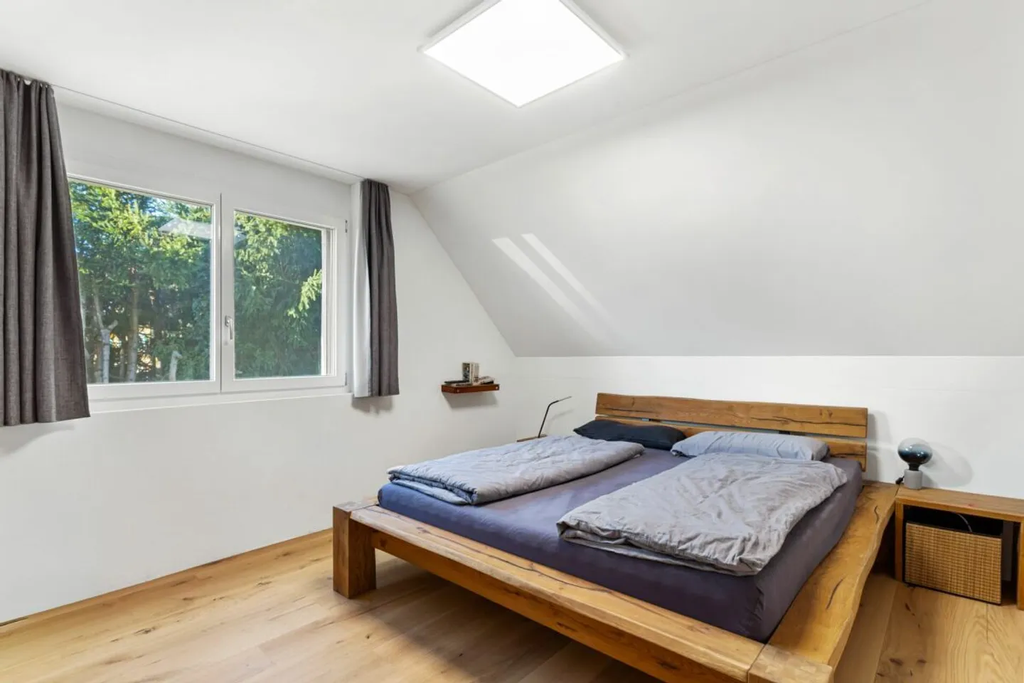 Wohnen mit Charme - neuwertige 4.5-Zimmer-Dachwohnung - Photo 9 sur 12