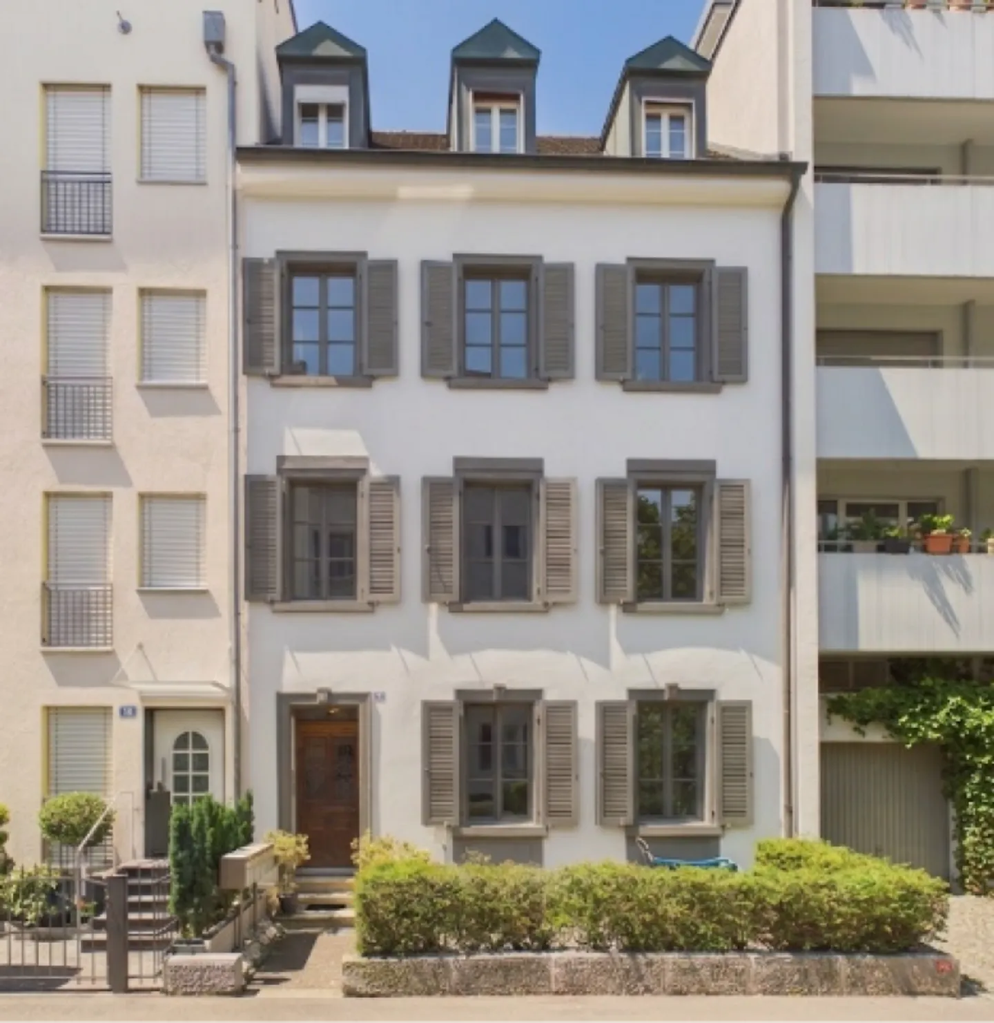 Bright 4.5-room apartment with a view &amp; shared garden - Photo 13 of 13