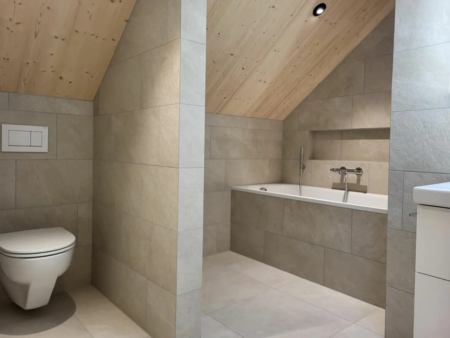 Your Home with House Character - 2.5-Room New Apartment - Photo 10 of 13