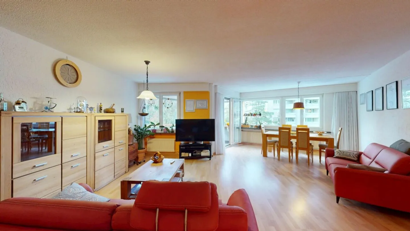 CASA IN ALTO - TRANQUILLA, SOLEGGIATA, VICINA ALLA NATURA: 4,5 STANZE CON BALCONE &amp; VISTA SULLA FORESTA - Foto 9 di 13