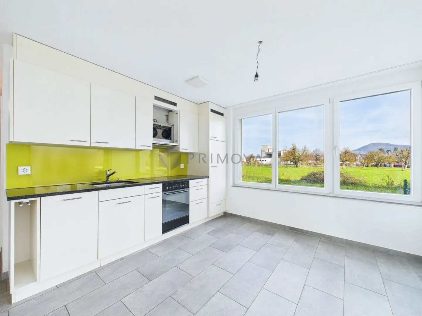 Architettura spaziale di successo con giardino privato - Foto 5 di 11