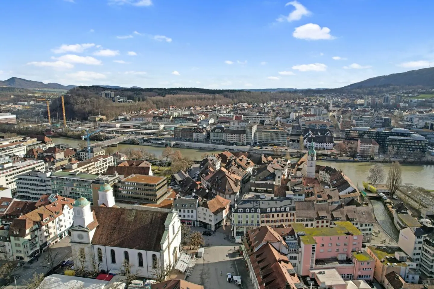 Casa multifamiliare completamente affittata in posizione privilegiata 4,9% di rendimento lordo con potenziale di sviluppo - Foto 13 di 13