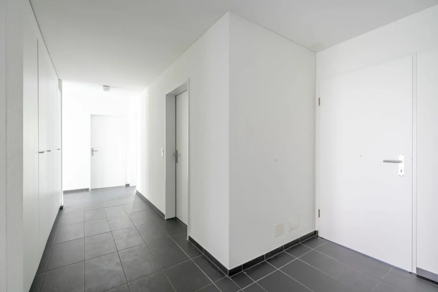 Ampio appartamento 4.5 locali - Foto 7 di 11