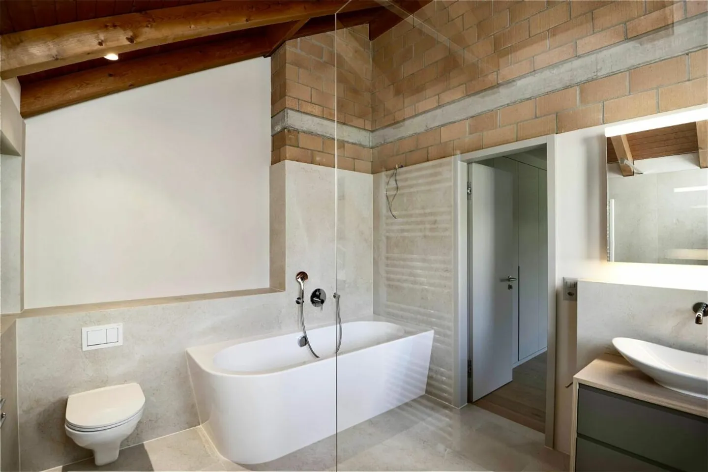 SEE HARMONIE Detached house with lake and mountain views in Sursee - Photo 10 of 12