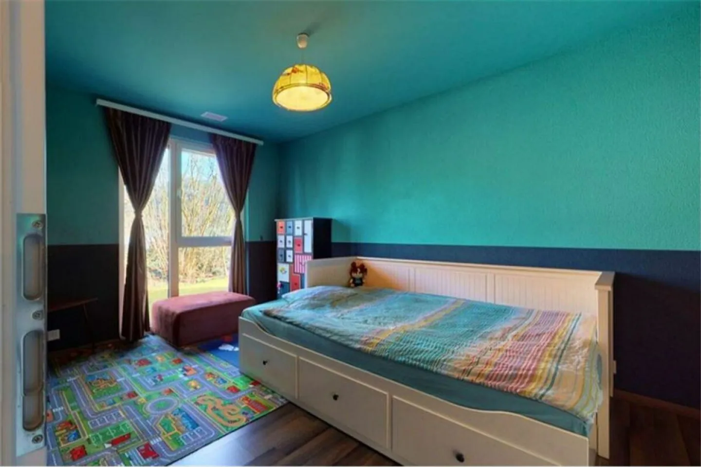 Stylish 4.5-room garden apartment with parking space in the garage and outdoor parking - Photo 11 of 12