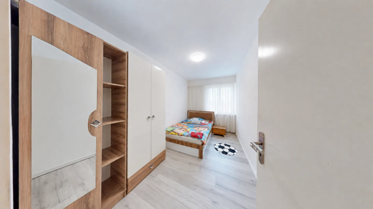 Viel Platz, kurze Wege und Alpenblick - 5.5-Zimmer Wohnung in Gerlafingen - Foto 8 di 12