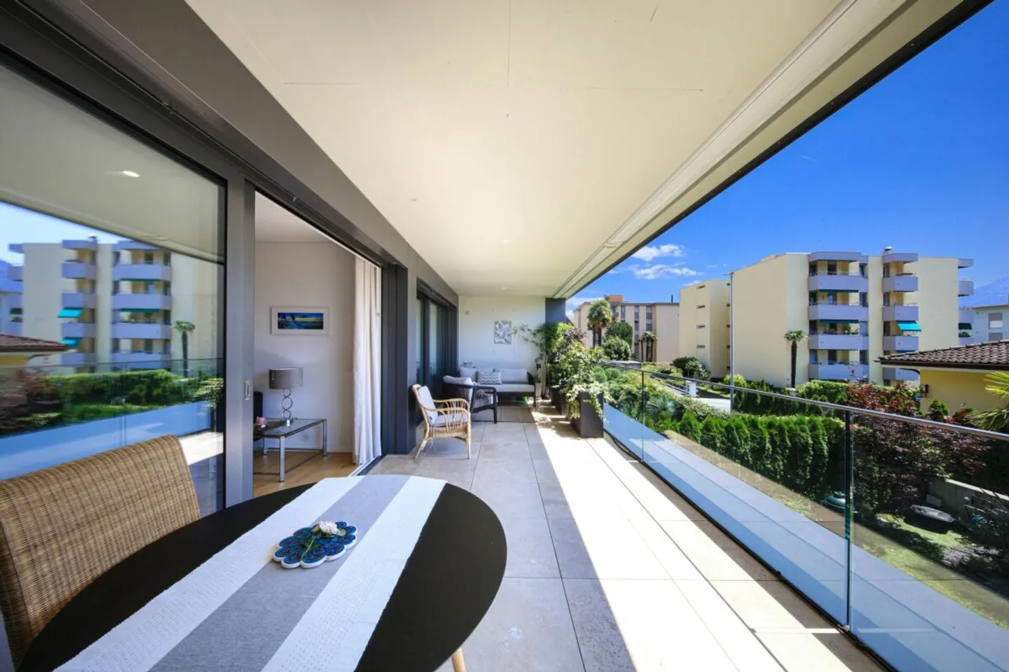 MINUSIO - Moderne 2.5-Zimmer-Wohnung mit grosszügiger Terrasse - Foto 8 von 12