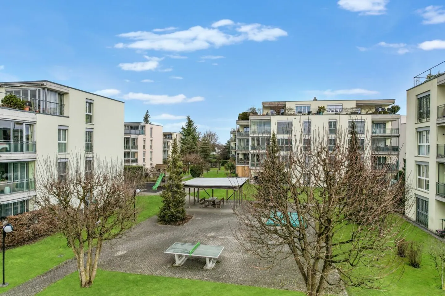 Bright 4.5 Room Apartment with Wonderful View - Photo 12 of 13