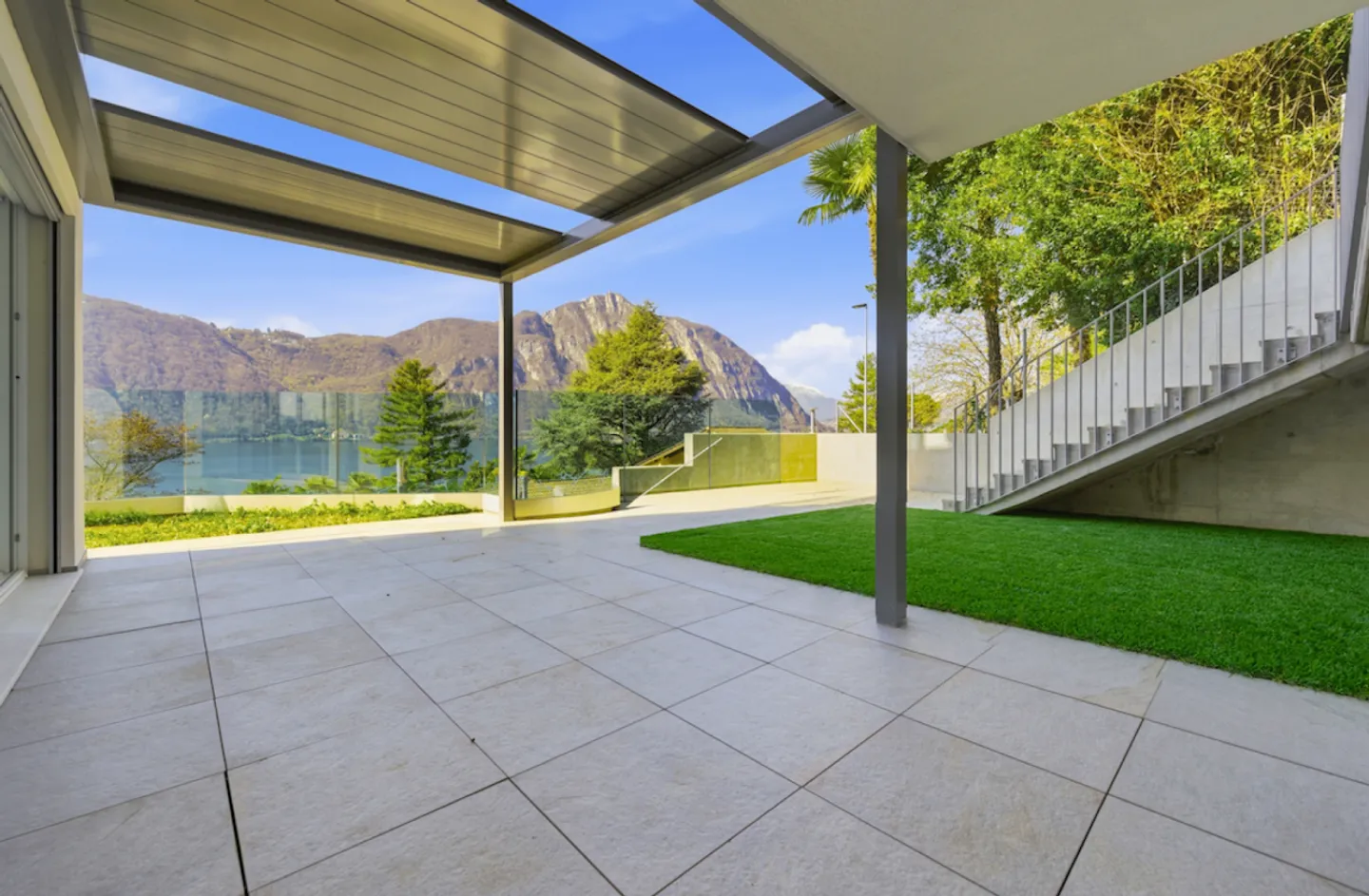 Residenza Ceresio 52: Wohnung mit Seeblick und Garten - Foto 1 von 9