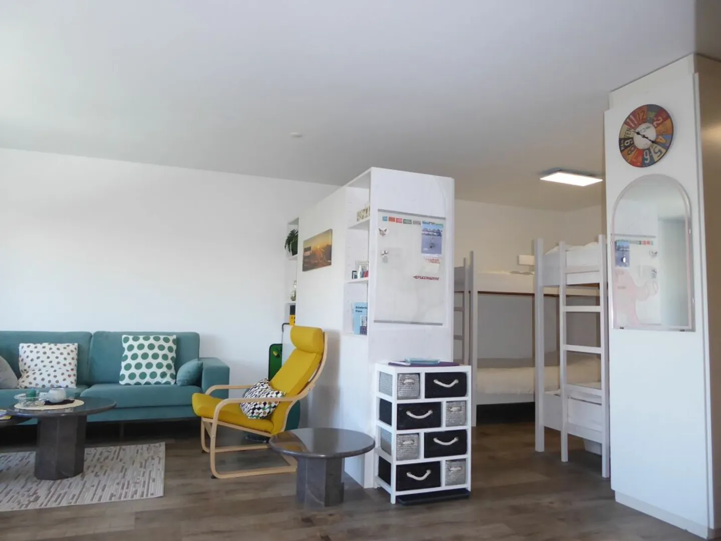 Renovated 2 1/2-room holiday apartment with an underground parking space - Photo 7 of 13