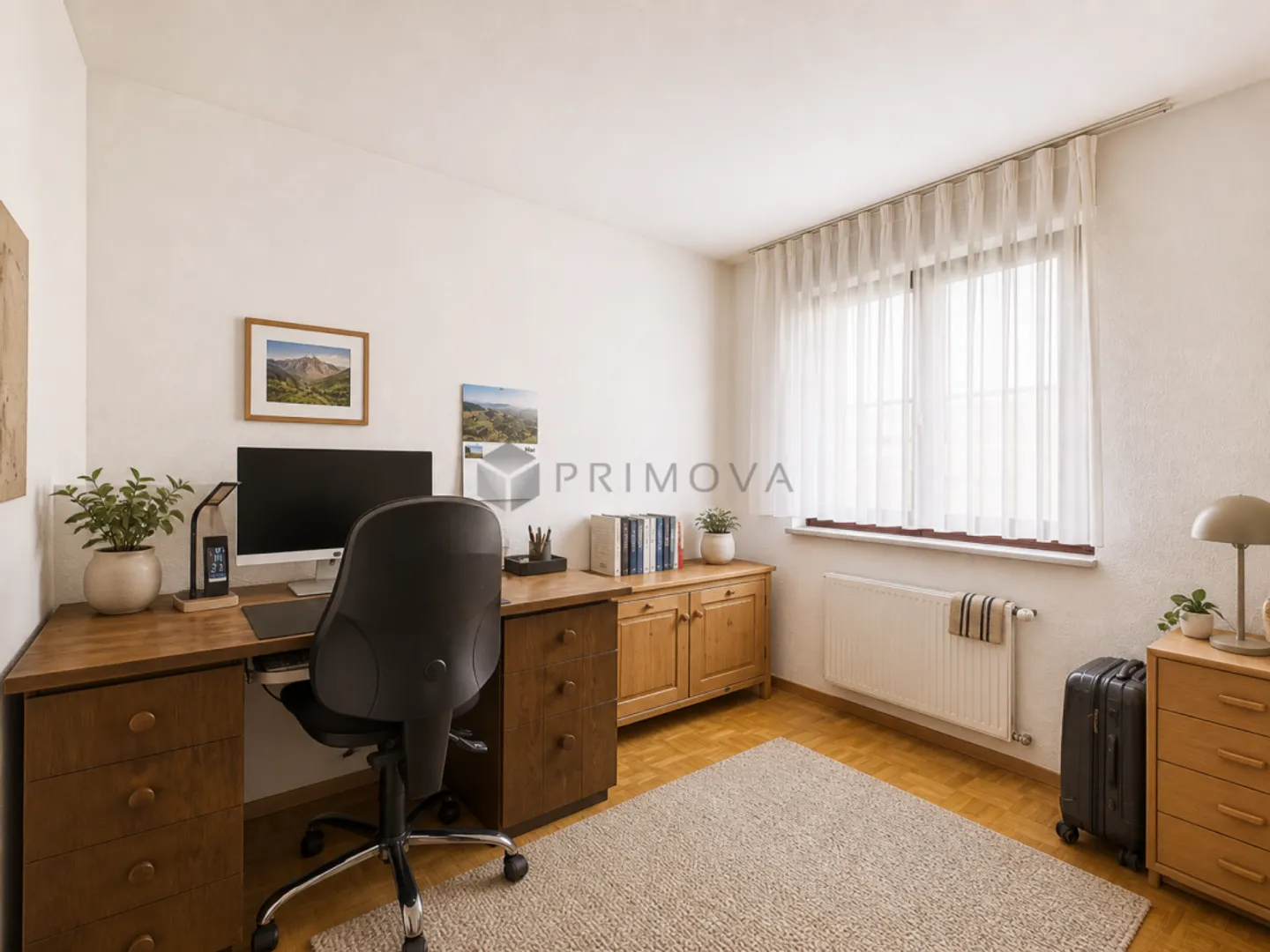 Bright 3.5 room apartment with fireplace and balcony in a quiet location - Photo 7 of 9