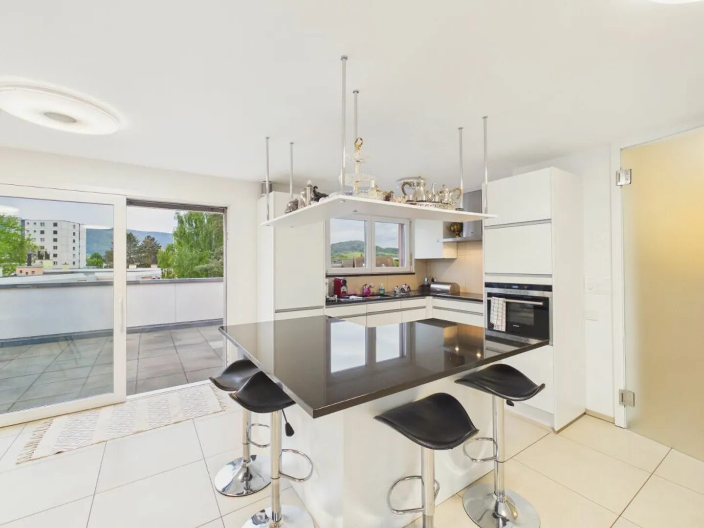 Moderne Penthouse-Wohnung mit Panorama-Terrasse in Delémont - Foto 5 von 13