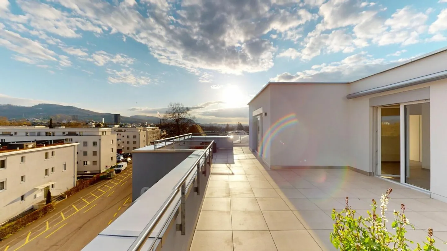 Exclusive 3.5-room penthouse apartment in first occupancy with 98 m² sun terrace - Photo 1 of 12