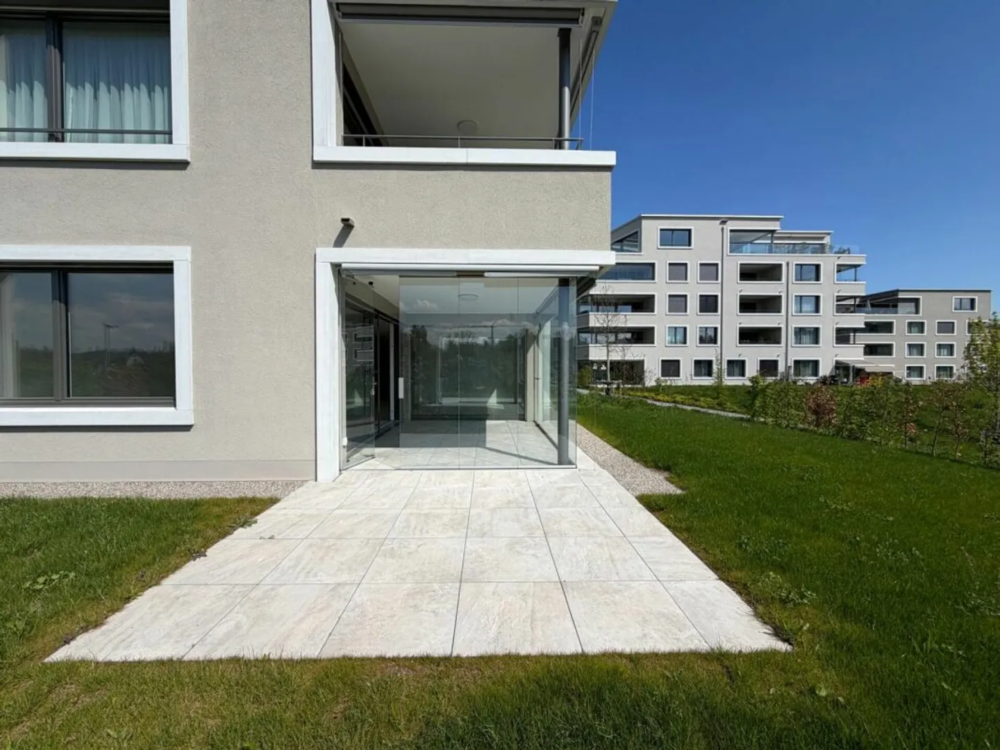 Rentrer chez soi du côté ensoleillé à Wil avec une vue TOP !! - Photo 13 sur 13