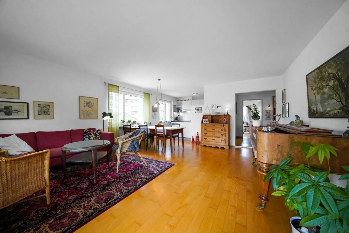 Bright 4.5-room condominium in a central location in Interlaken - Photo 6 of 13