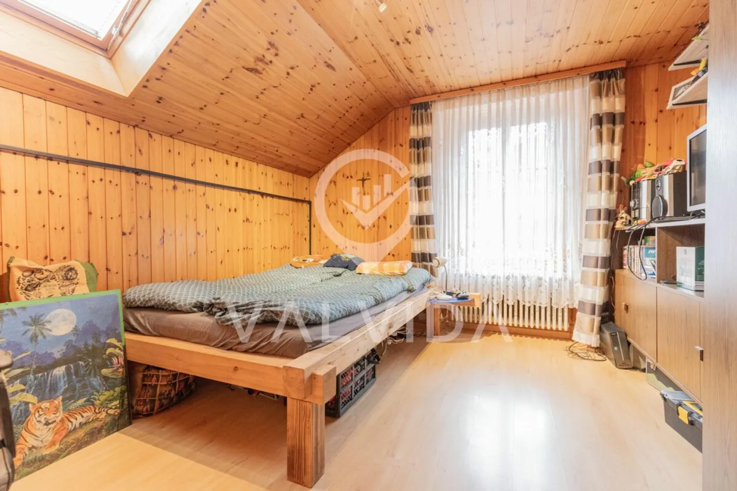 Attractive 4.5-room penthouse in a central location - Photo 6 of 13