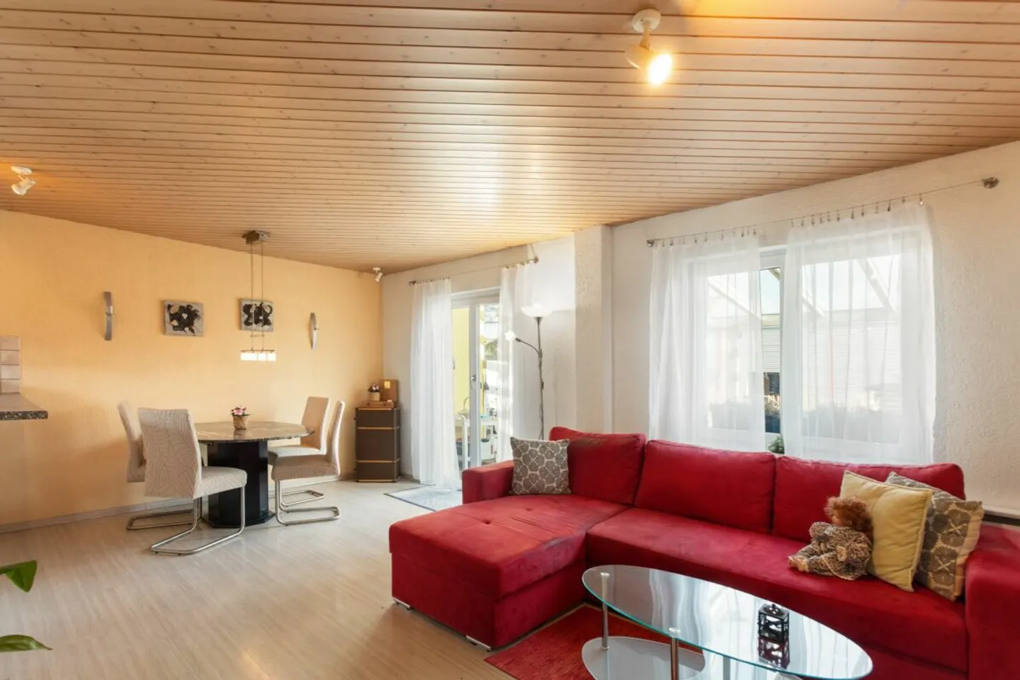 Charming Townhouse in Winterthur - Photo 5 of 13