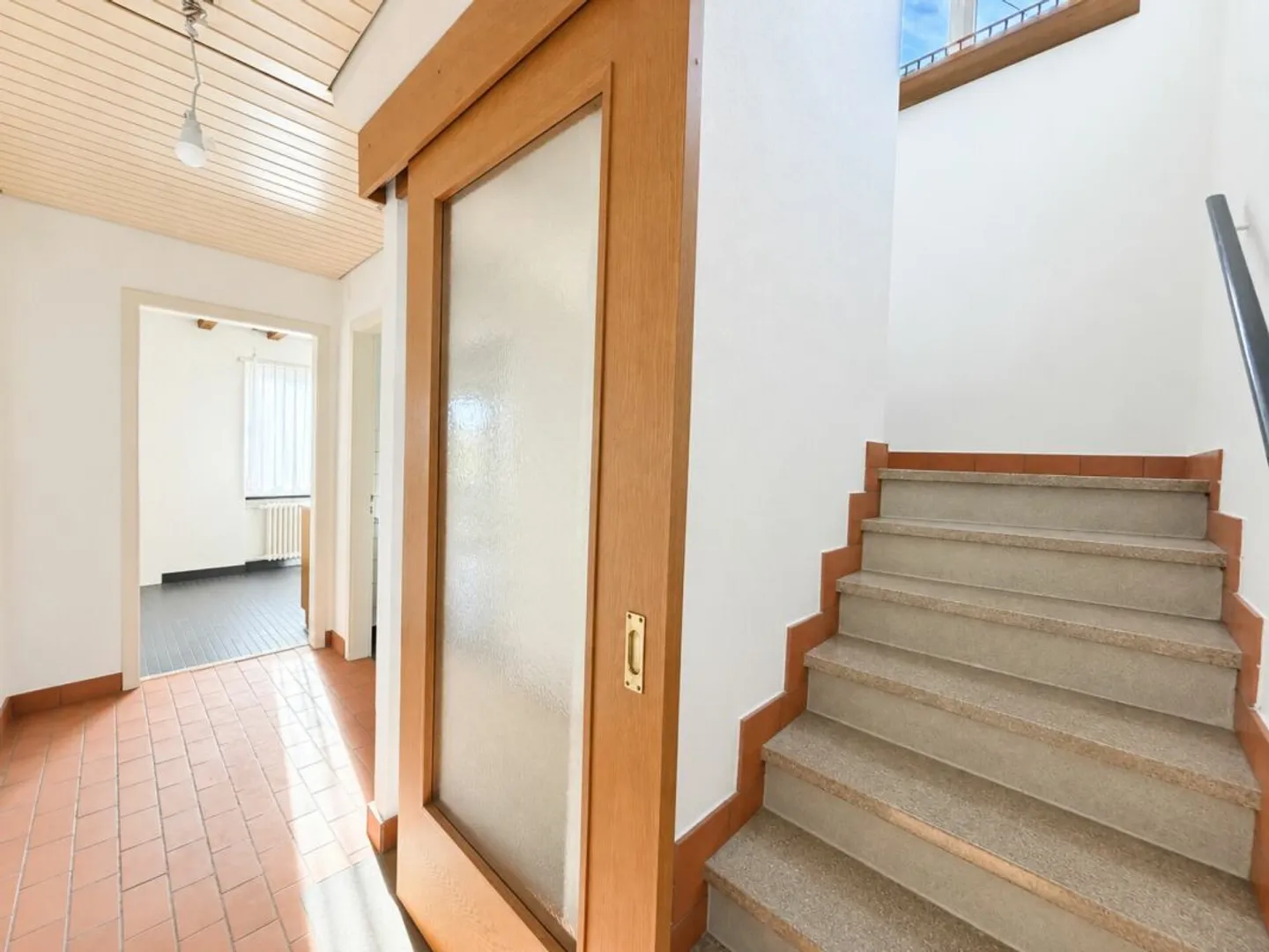 Charmantes Einfamilienhaus mit Garten - Foto 7 von 13