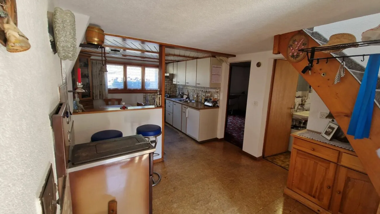 Une maison avec une histoire - et un terrain avec un avenir - Photo 4 sur 13