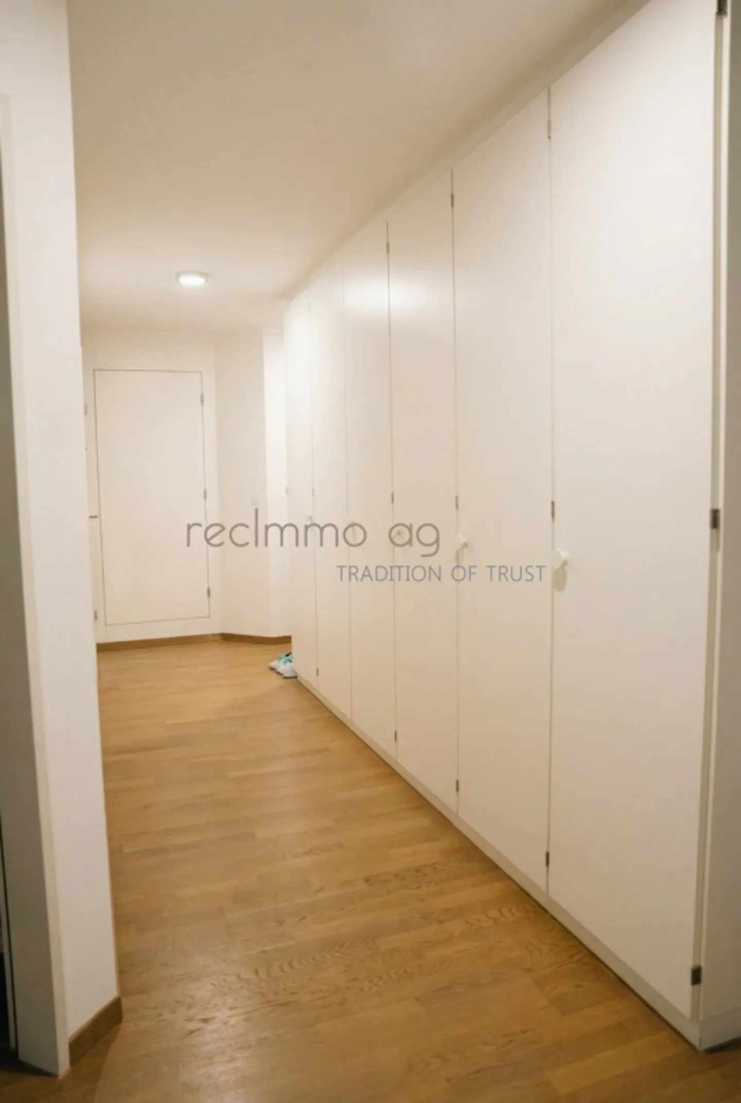 Moderne 4.5-Zimmerwohnung in Baar - gepflegt, zentral gelegen und ideal als Investment - Foto 5 von 8