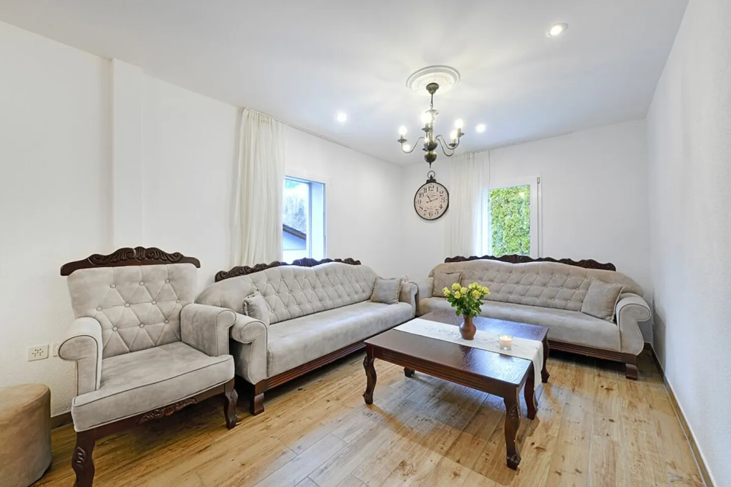 Maison individuelle de 5 pièces au cœur d'Uster - Photo 2 sur 13