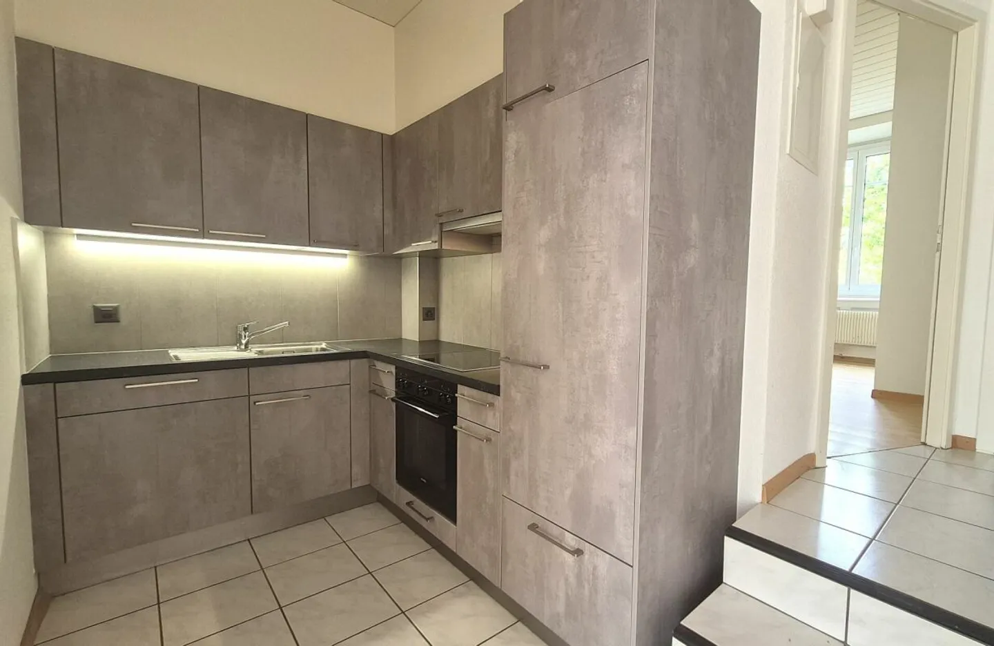 3-Zimmer-Wohnung im Erdgeschoss in La Chaux-de-Fonds - Foto 1 von 9