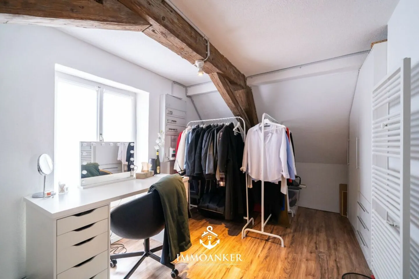 Authentisch wohnen - in einem Stück Baukultur an der Suhrerstrasse. - 7.5 Zimmer Einfamilienhaus in Oberentfelden - Foto 10 von 12