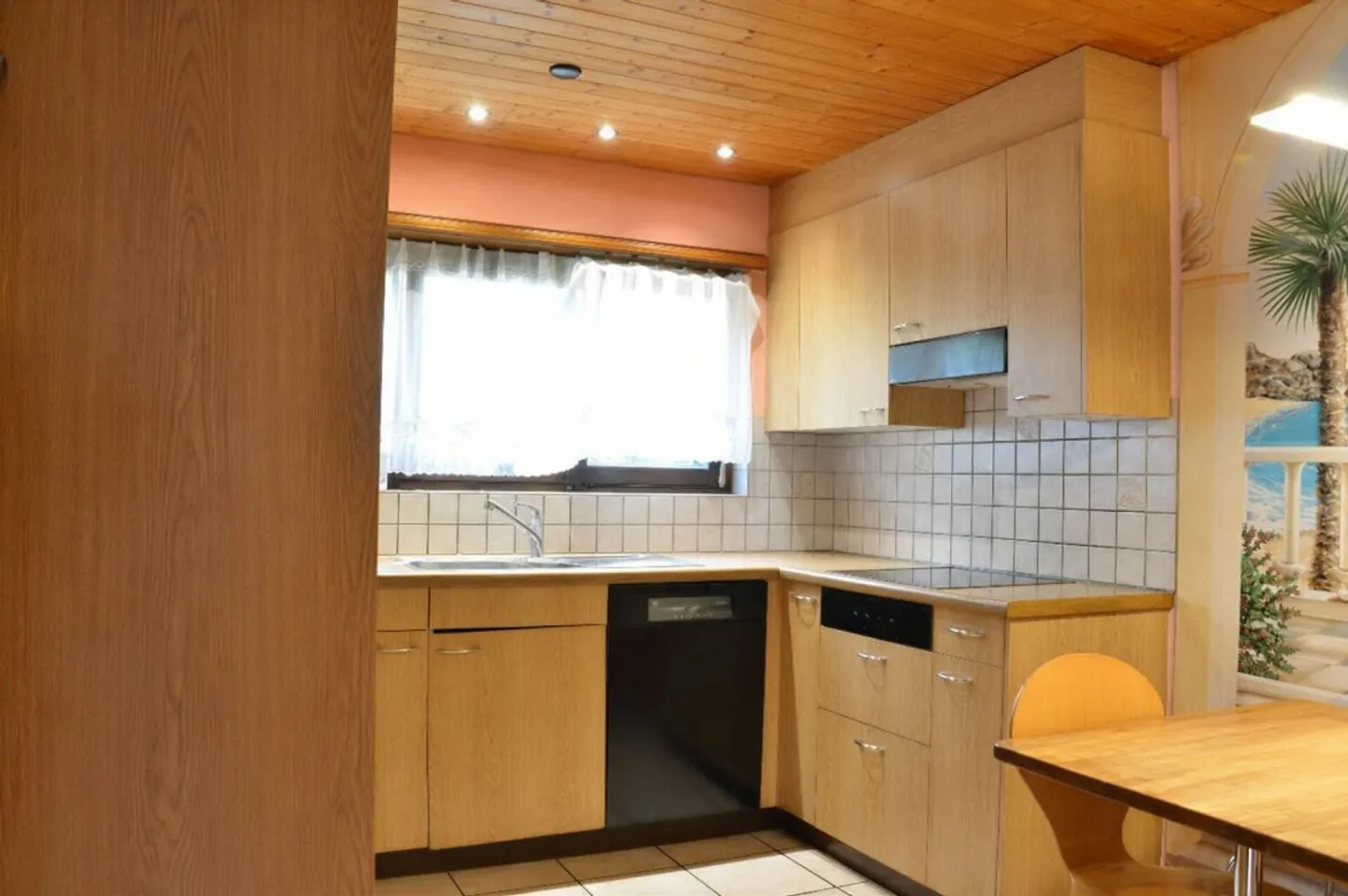 6-room single-family house in a very quiet and sunny location with partial view of Hallwilersee - Photo 11 of 13