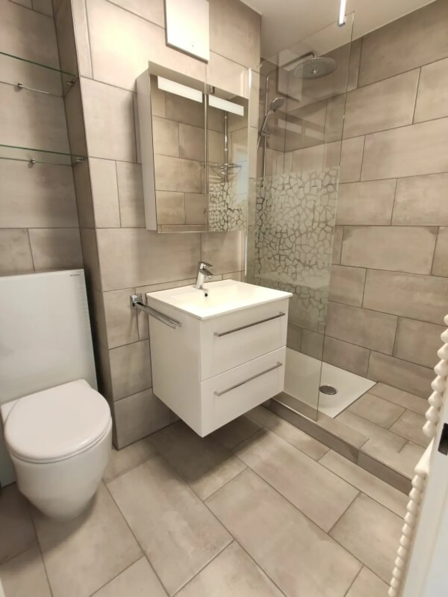 Central 2½ Room Apartment - Photo 7 of 12