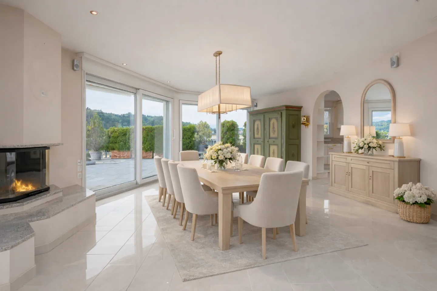 Elegante attico con vista da sogno - Foto 3 di 7