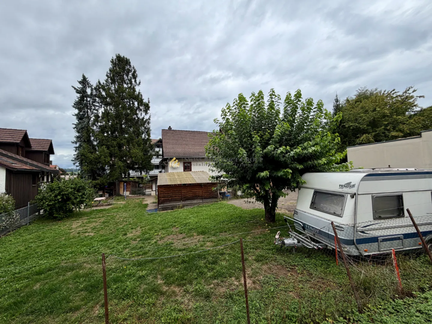 Einzigartige Investitionschance an bester Lage: 10-Zimmer-Bauernhaus - Photo 4 sur 7