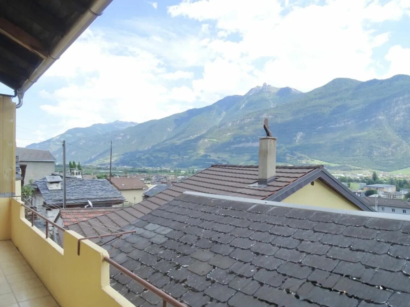 House with 2 apartments in Fully - Photo 6 of 13