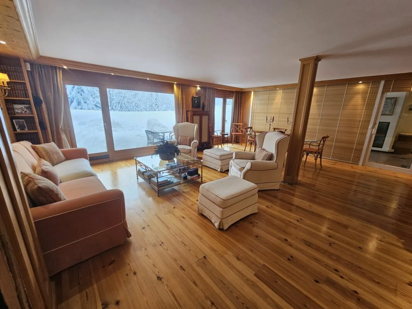 5,5-Zimmer-Wohnung mit Innenpool - Foto 4 von 10