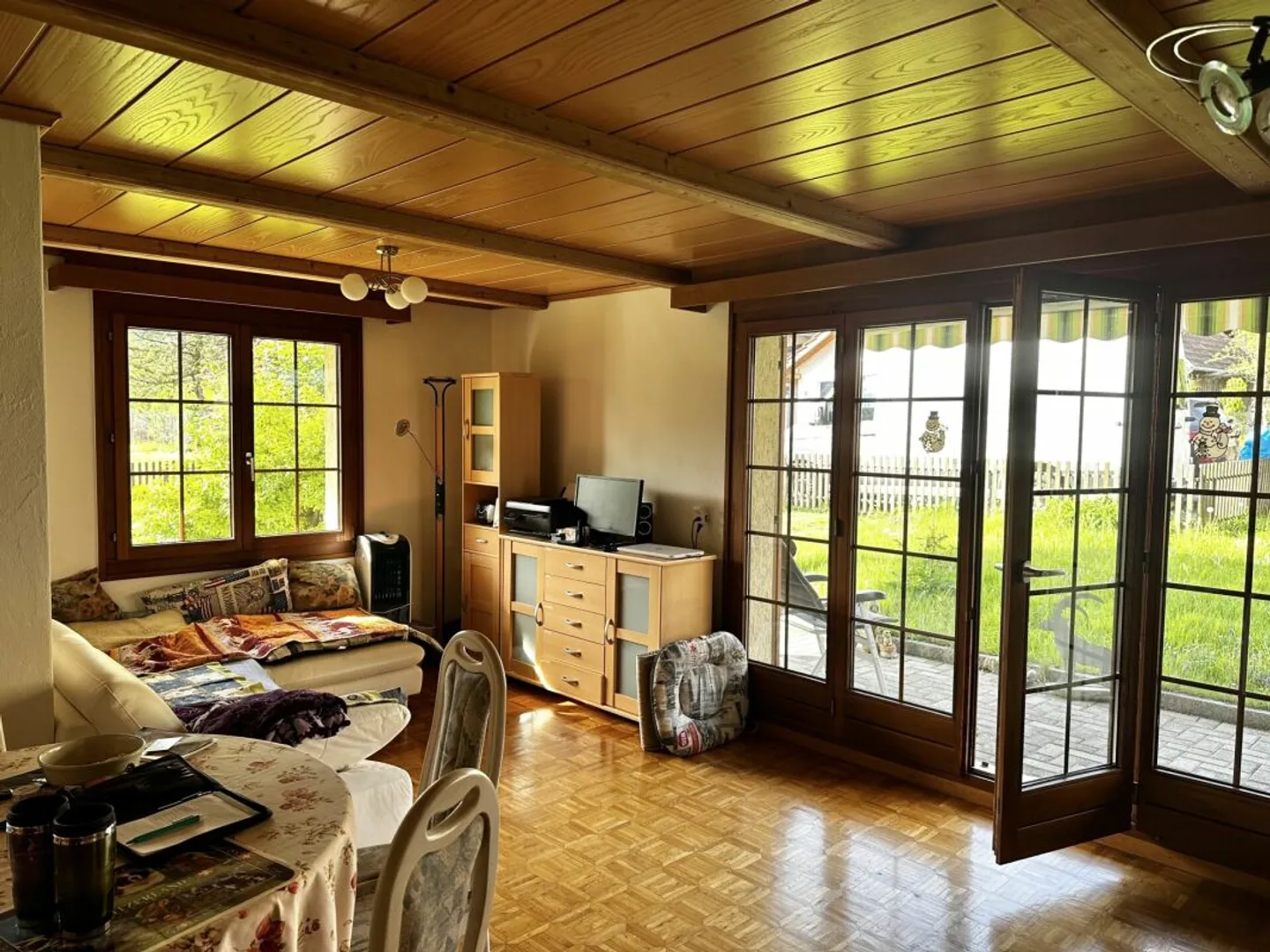 Appartement 2.5 pièces au rez-de-chaussée dans un endroit calme - Photo 2 sur 8