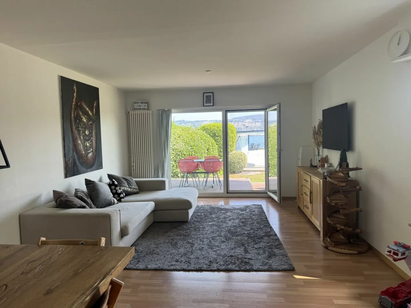 Appartement spacieux de 4,5 pièces avec accès direct au lac - Photo 2 sur 13
