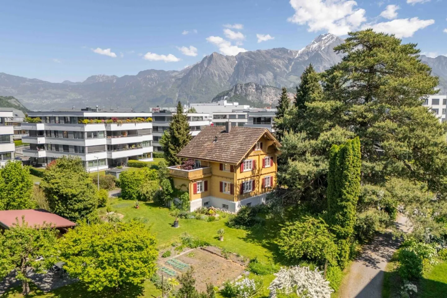 Charmantes Einfamilienhaus - Foto 1 von 13