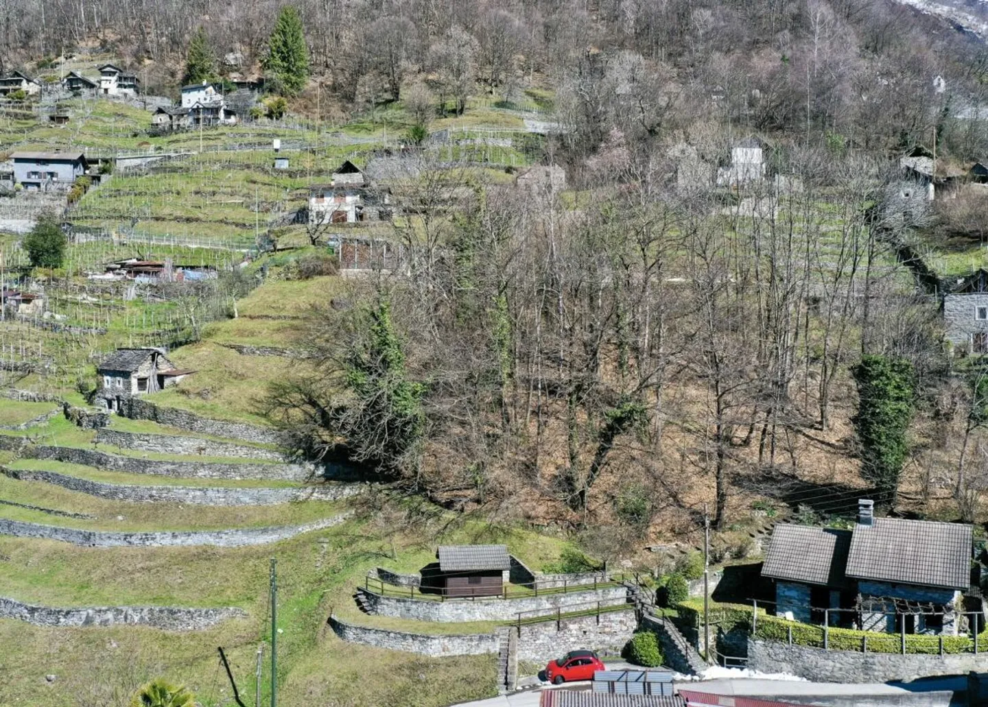 Charming Rustic House with Large Plot and Beautiful Lake View - Photo 3 of 13