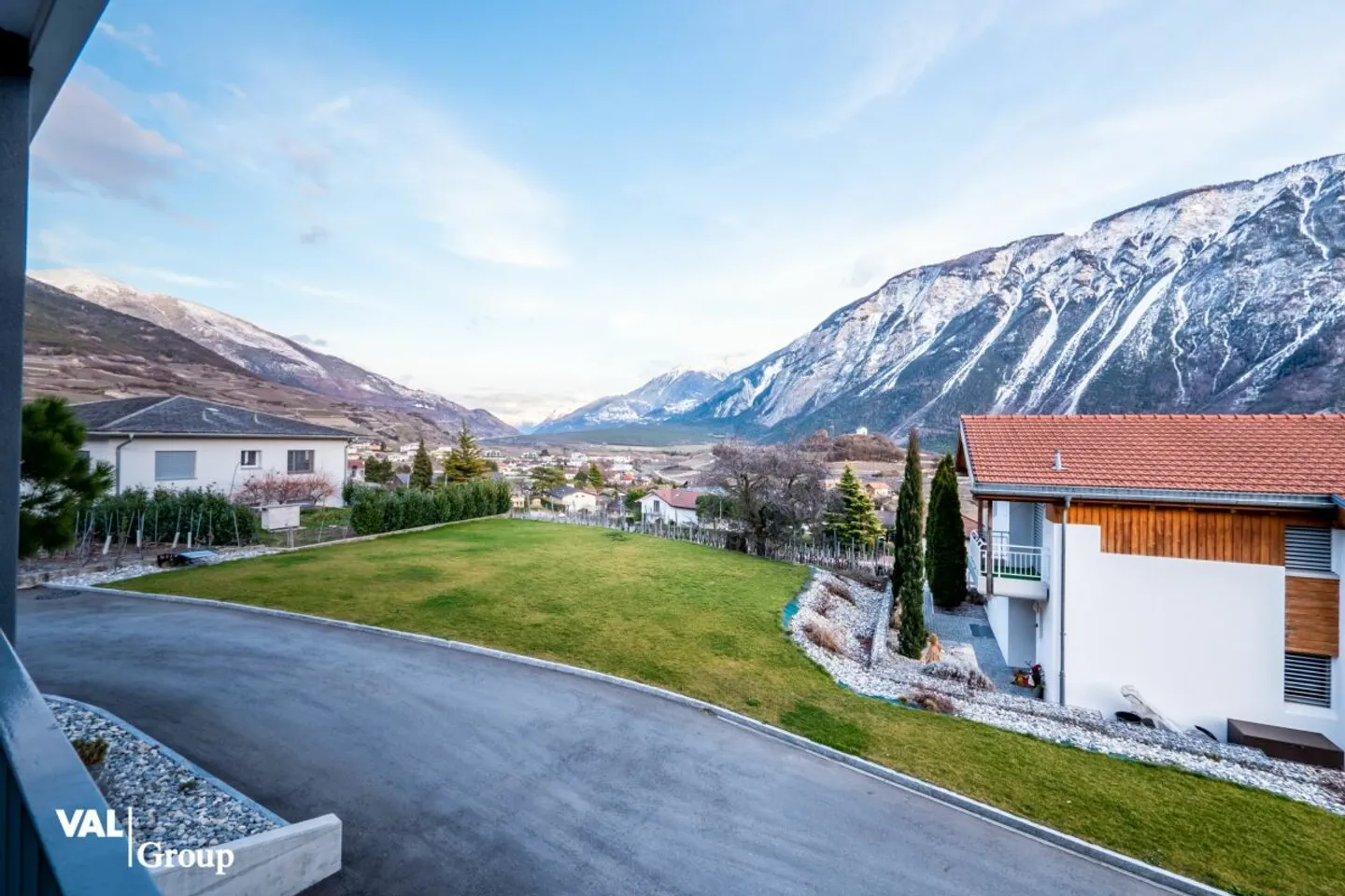 Modernes Apartment mit atemberaubendem Blick - Foto 10 von 11