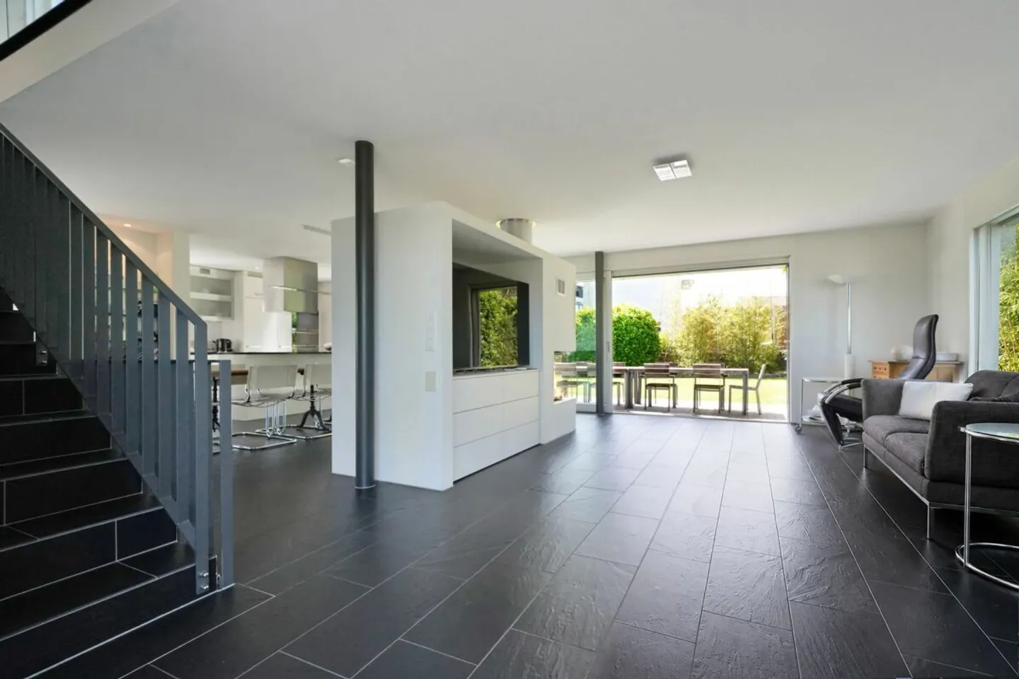 Villa ensoleillée de 5,5 pièces près du lac - Photo 2 sur 13