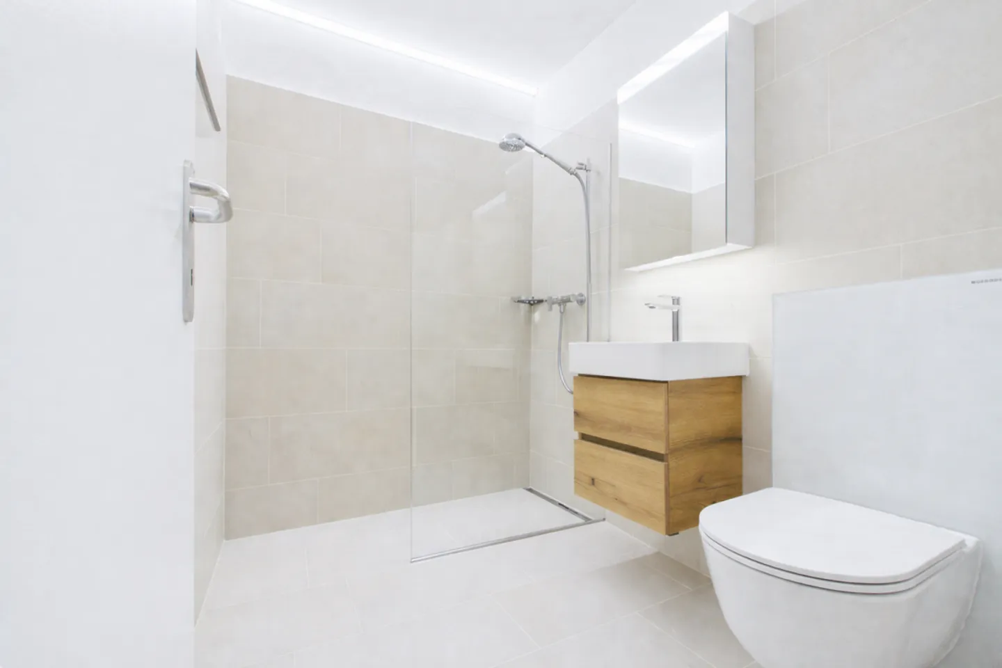 Appartamento 3.5 camere ristrutturato di alta qualità in una zona residenziale ricercata - Foto 9 di 12